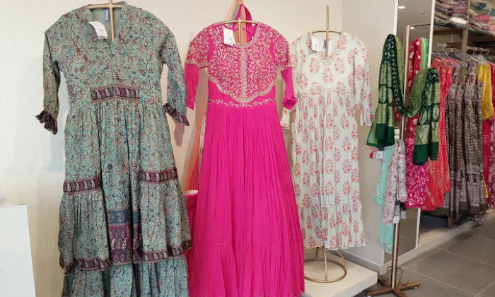 Mugdha Silk Saree Shop L Rajamundry